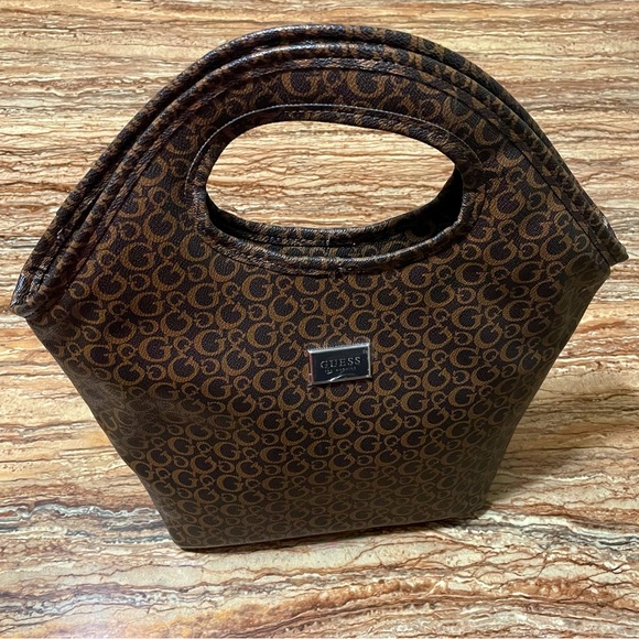 🌼GUESS🌹PRE-LOVED☘️Thermal Insulated Lunch Tote EUC - Picture 1 of 7